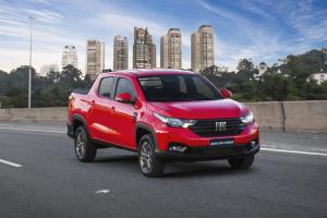 Fiat Strada Freedom Cabine Dupla 2020 года 